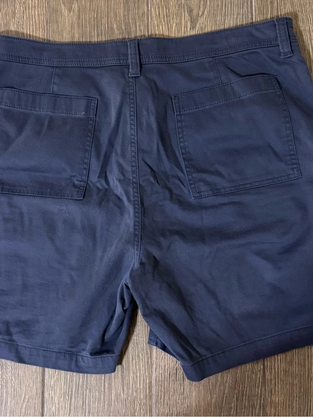 L.L. Bean Size 16 Navy Cargo Shorts with Utility Pockets